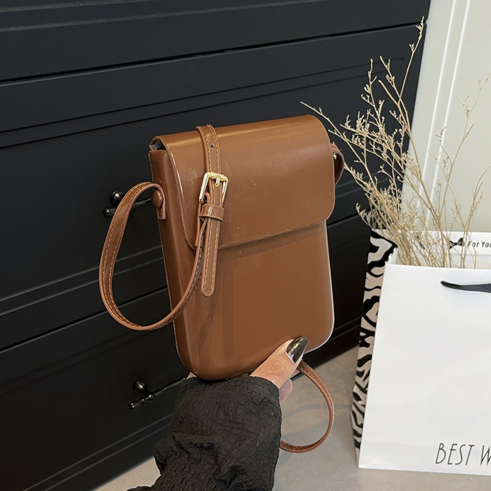 Women Bags Purses - Torebki crossbody z klapką ze skóry